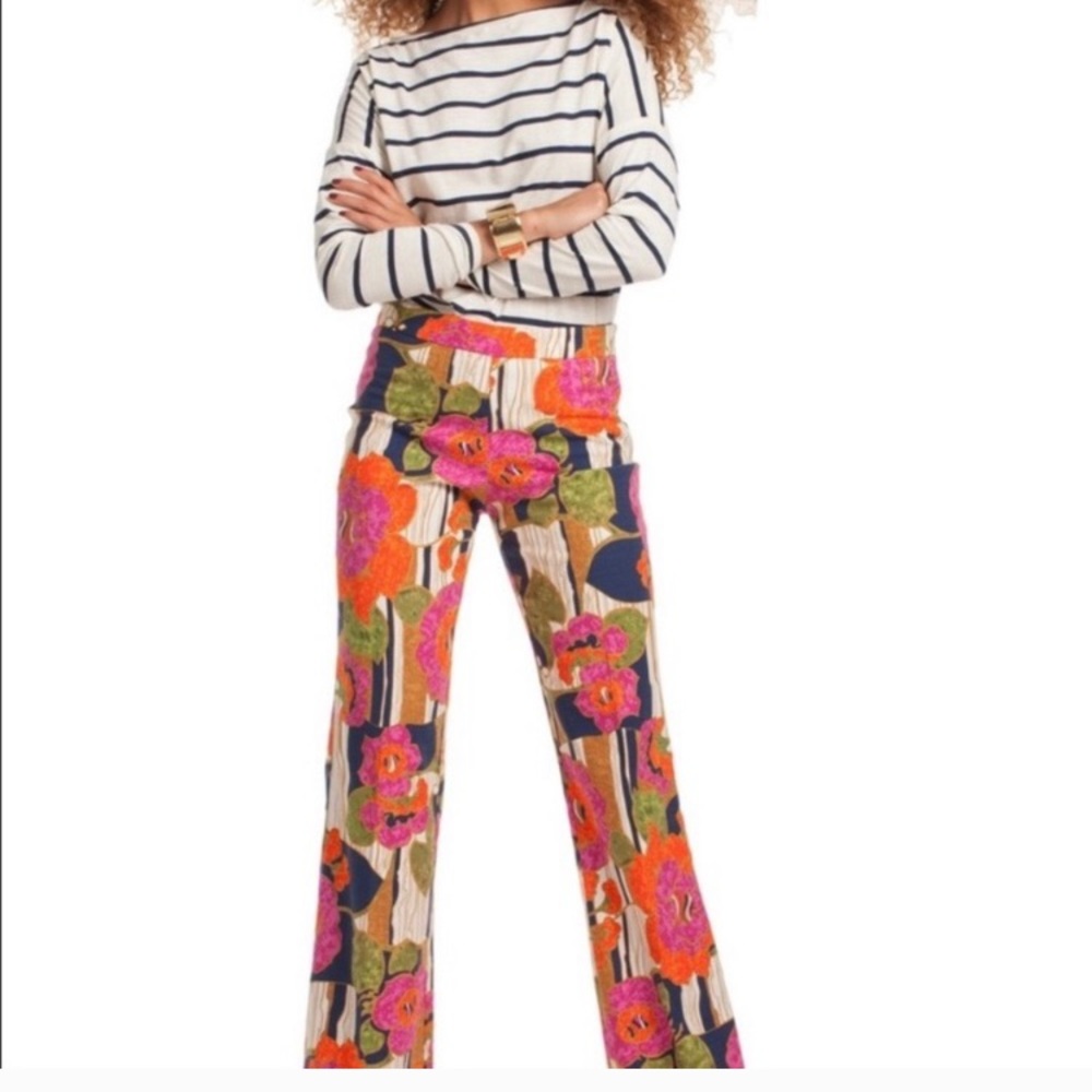 Trina Turk La Paz Floral pants mint condition